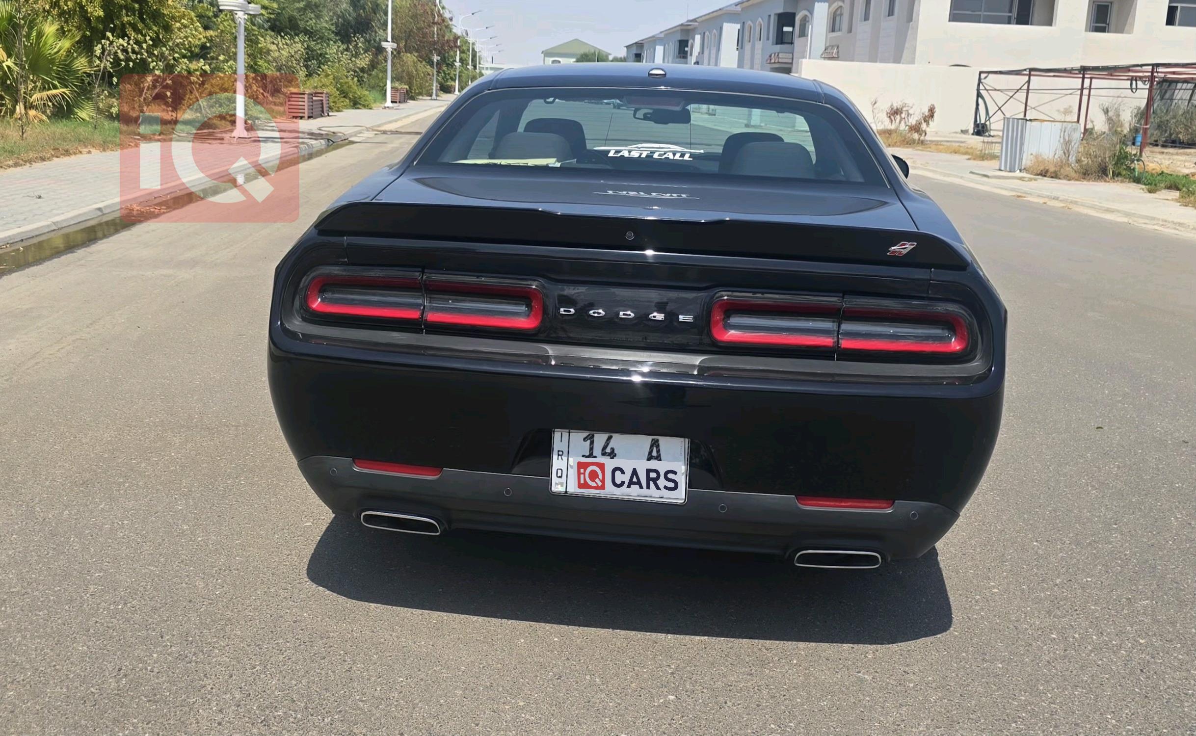 Dodge Challenger